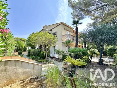 Maison à Fréjus (83370)