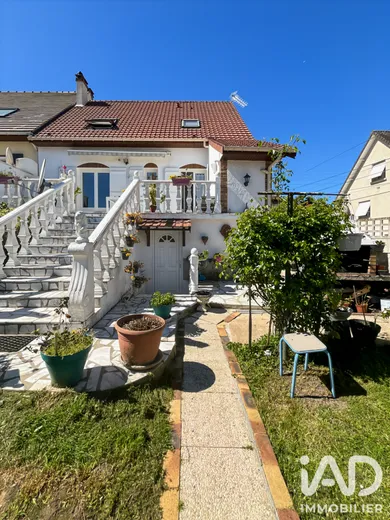 House in Villecresnes (94440)