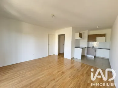 Appartement à La Rochette (77000)