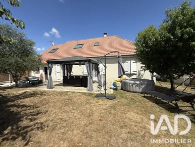 House in Saint-Denis-Lanneray (28200)