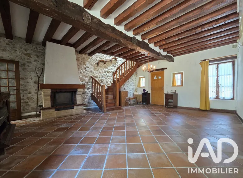 Maison 7 pièces 258 m² · à Voulx · 258 m² · 229 000 €