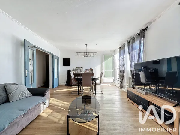 Appartement à Le Plessis-Trévise (94420) photo 2