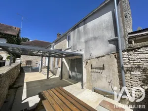 Maison de village à Poilly-sur-Serein (89310)