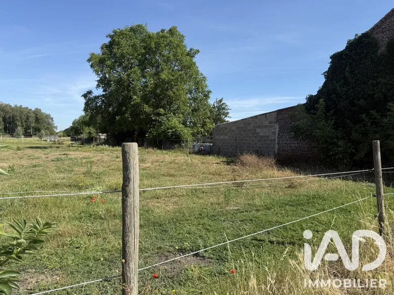 Terrain à bâtir à Anhiers (59194) · 72 000 €