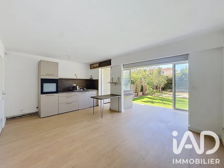 Appartement 3 pièces 65 m² · à Six-Fours-les-Plages · 65 m² · 395 000 €