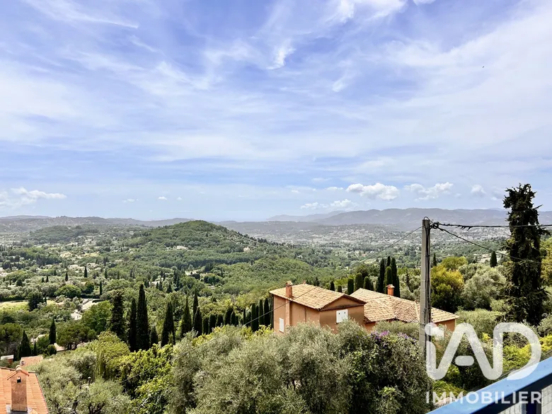 Appartement 2 pièces 53 m² · à Grasse · 52,6 m² · 184 500 €