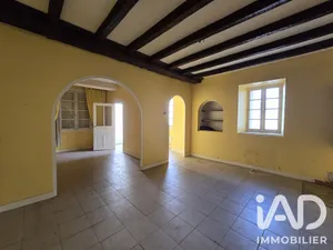 Townhouse in Thouars (79100)