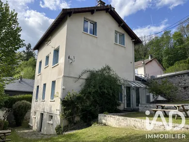 Appartement à La Bourboule (63150)