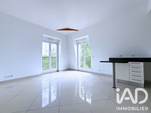 Apartment in Villecresnes (94440)
