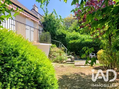 Maison à Vaux-le-Pénil (77000)