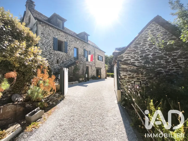 Maison 7 pièces 120 m² · à Castelnau-de-Mandailles · 120 m² · 283 000 €