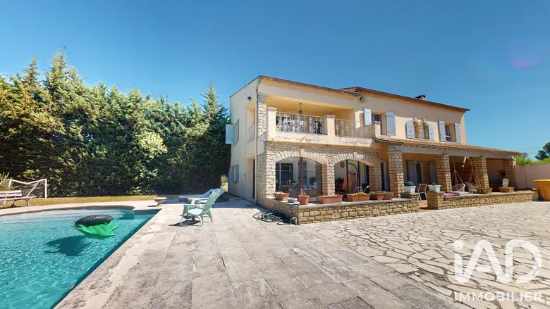 Maison 7 pièces 200 m² · à Cavaillon · 200 m² · 560 000 €