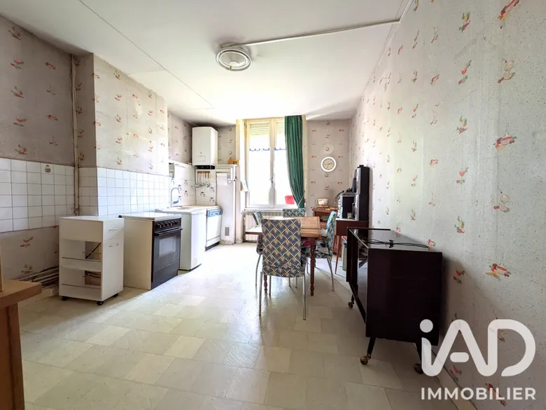 Appartement 2 pièces 52 m² · à Saint-Étienne · 52 m² · 45 000 €