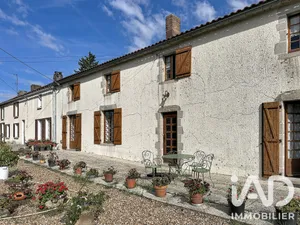 Maison à Neuvy-Bouin (79130)