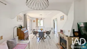 Maison à Bagnols-sur-Cèze (30200)