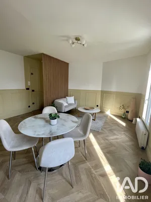 Apartment in Suresnes (92150)