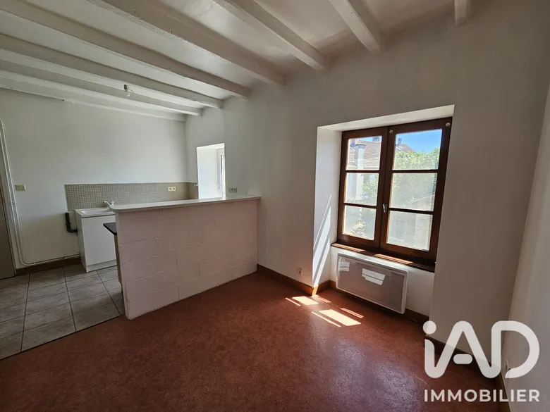 Immeuble 3 pièces 72 m² · à Bourg-Lastic · 72 m² · 78 000 €