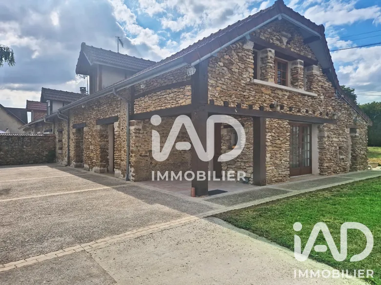 Maison 5 pièces 185 m² · à Rozay-en-Brie · 185 m² · 350 000 €