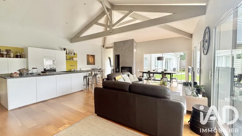 Maison 5 pièces 170 m² · à Martignas-sur-Jalle · 170 m² · 670 000 €
