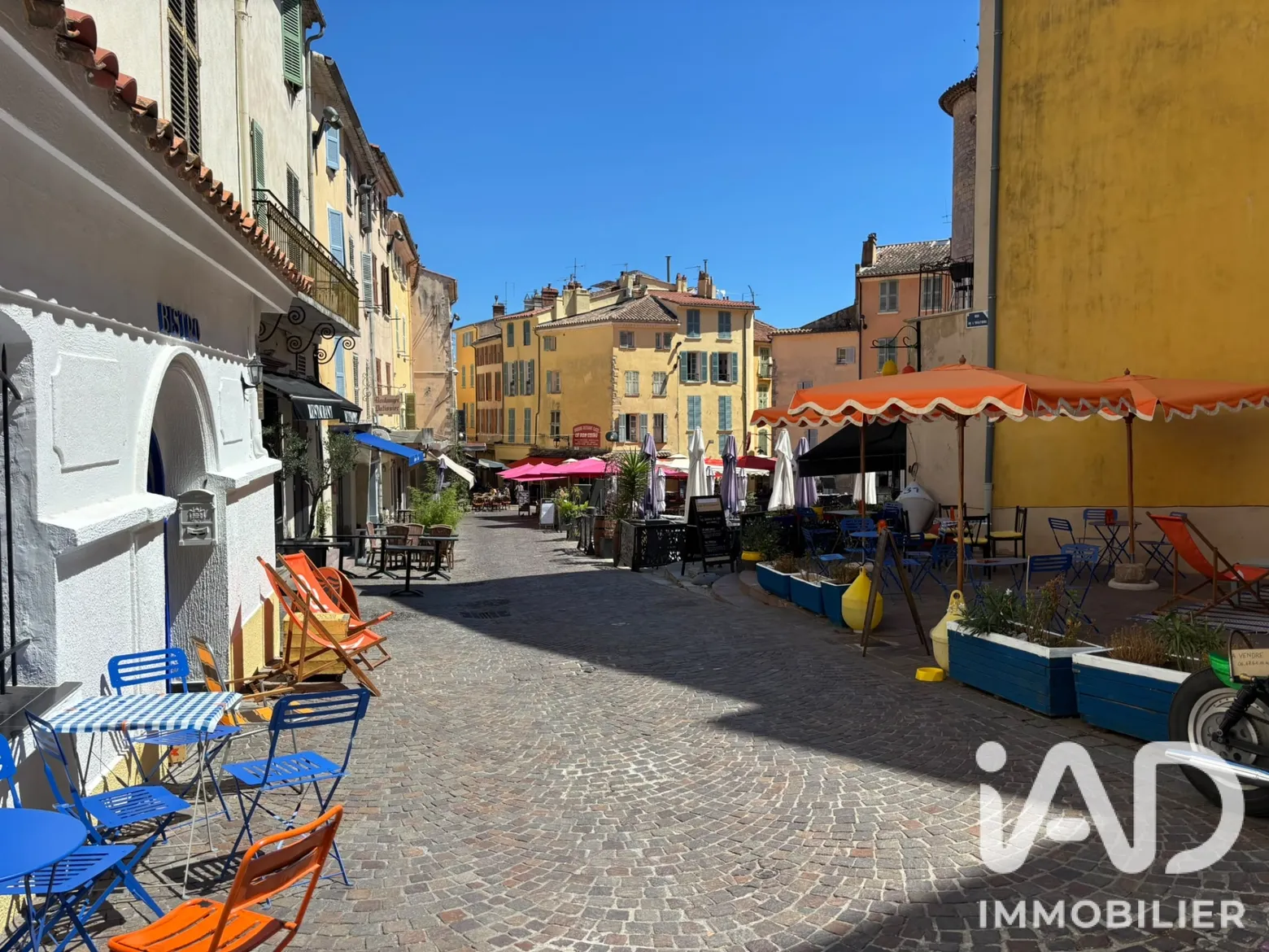 Vente appartement à Hyères (83400) : appartement 2 pièces 32 m² - 2064304 — 2