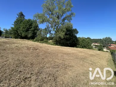 Terrain à bâtir à Saint-Victurnien (87420)