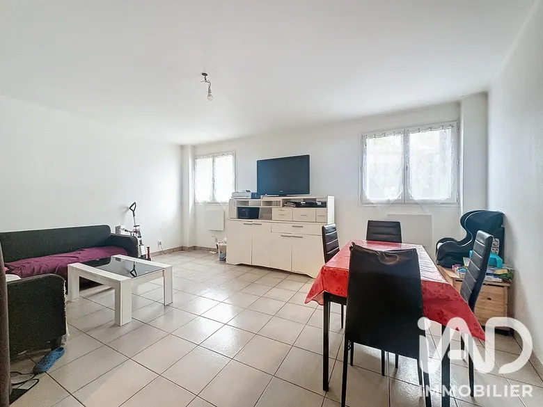 Appartement 3 pièces 52 m² · à Villeneuve-Saint-Georges · 51,5 m² · 149 000 €