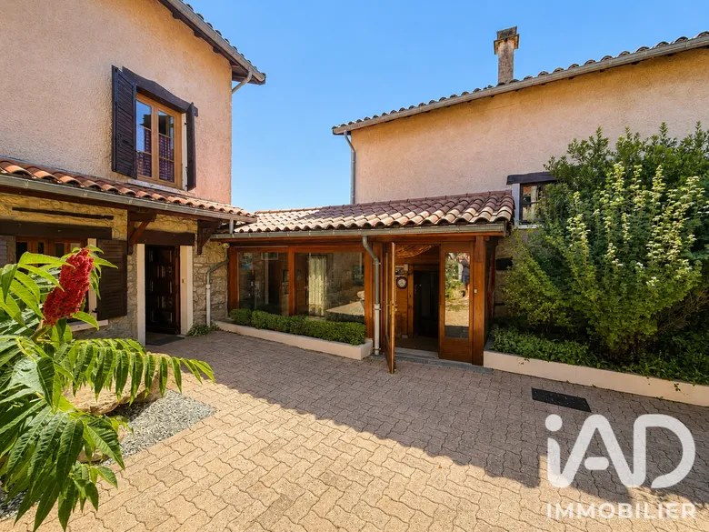 Maison 5 pièces 105 m² · à Thurins · 105 m² · 420 000 €