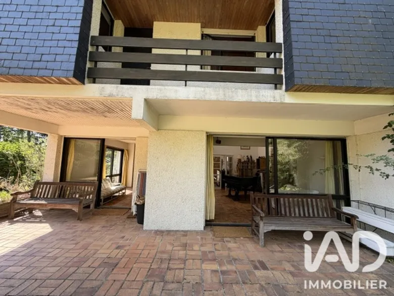 Maison 6 pièces 185 m² · à Saint-Sauveur-sur-École · 184,6 m² · 495 000 €