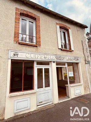 Building in LATHUS TS REMY (86390)