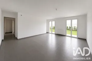 Apartment in Montévrain (77144)