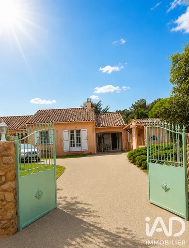 Maison de campagne à Sérignan-du-Comtat (84830)