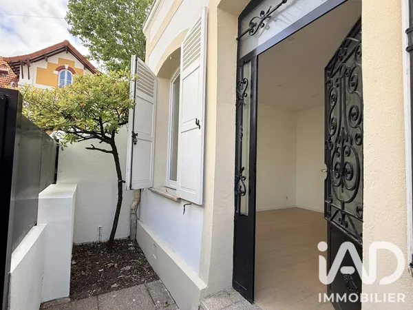 Maison à Neuilly-Plaisance (93360) photo 2