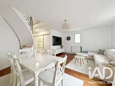 Appartement à Sainte-Geneviève-des-Bois (91700)