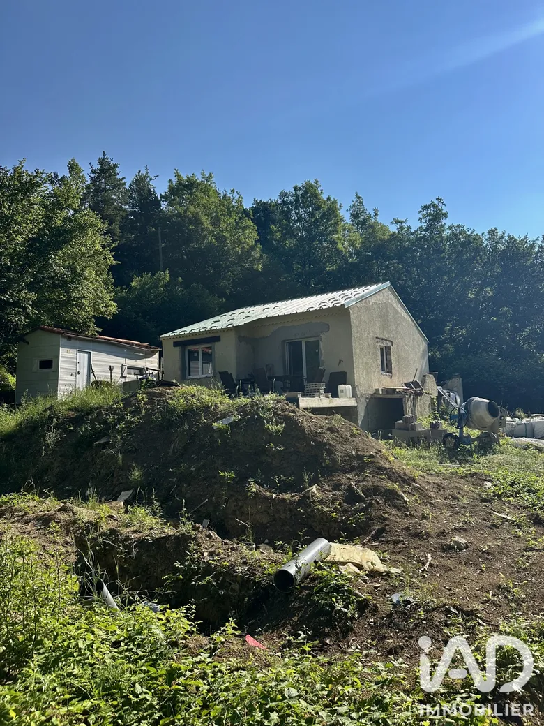 Maison 3 pièces 70 m² · au Mas · 70 m² · 145 000 €