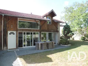 House in Landiras (33720)