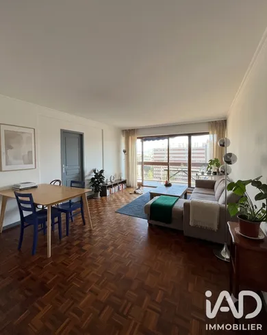 Apartment in Marseille (13006)