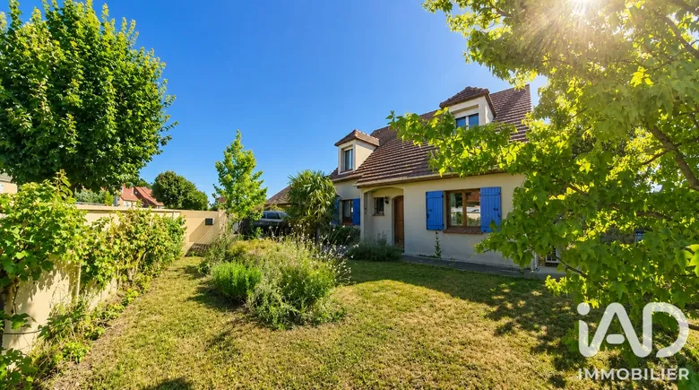 Maison 7 pièces 128 m² · à Pringy · 128 m² · 372 000 €