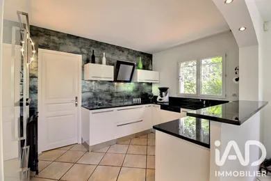 Traditional house in La Londe-les-Maures (83250)