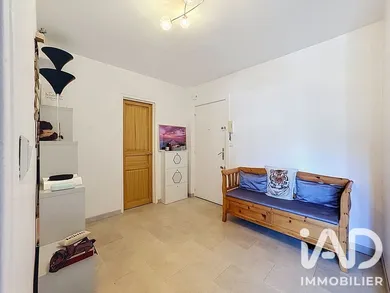 Apartment in Yerres (91330)