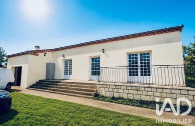 Maison de campagne à Hautefage-la-Tour (47340)