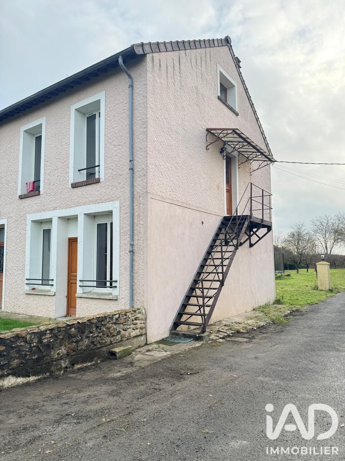 Appartement 3 pièces de 63 m² à Chailly-en-Bière (77930)