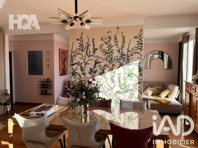 Apartment in Toulon (83000)