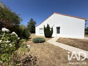 Maison traditionnelle à Basse-Goulaine (44115)