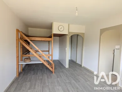 Apartment in Lisieux (14100)