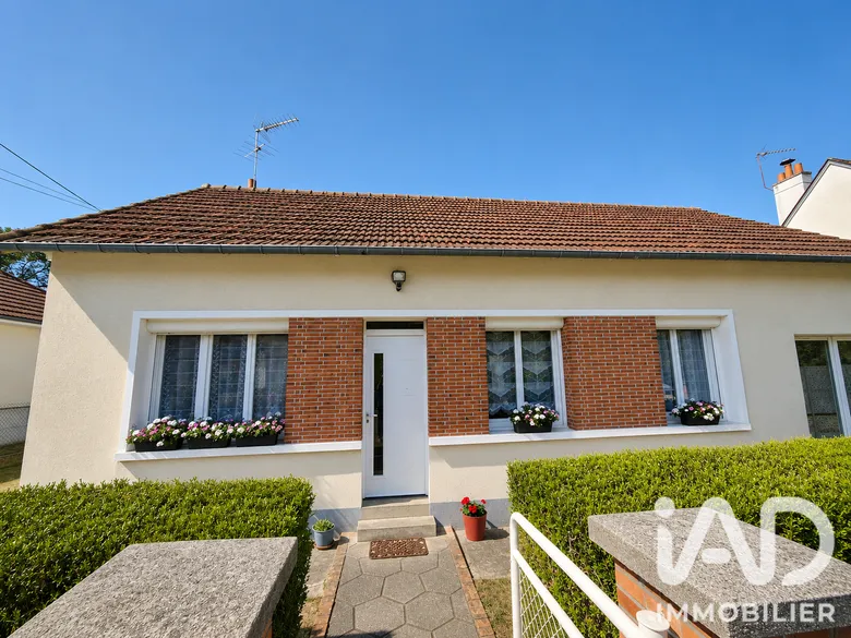 Maison 6 pièces 118 m² · à Sully-sur-Loire · 118 m² · 930 €/mois