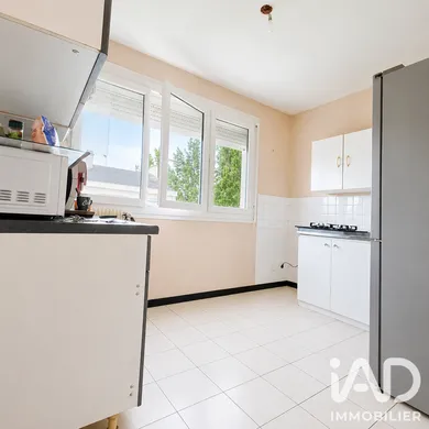 Apartment in Angers (49100)
