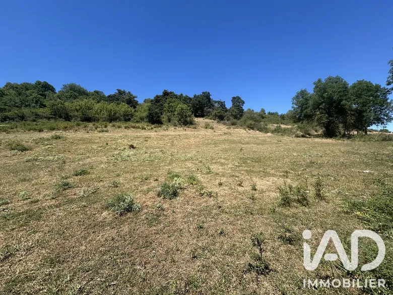 Terrain 1900 m² · à Bâtir À Saint-Diéry · 1 900 m² · 34 000 €