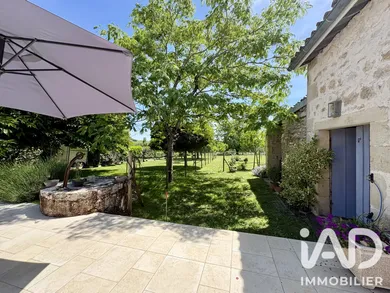 Maison de campagne à Doulezon (33350)