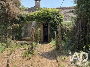 Maison de campagne à Montpellier-de-Médillan (17260)