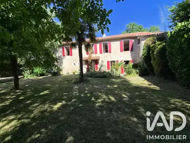 Maison à Celles-sur-Belle (79370)